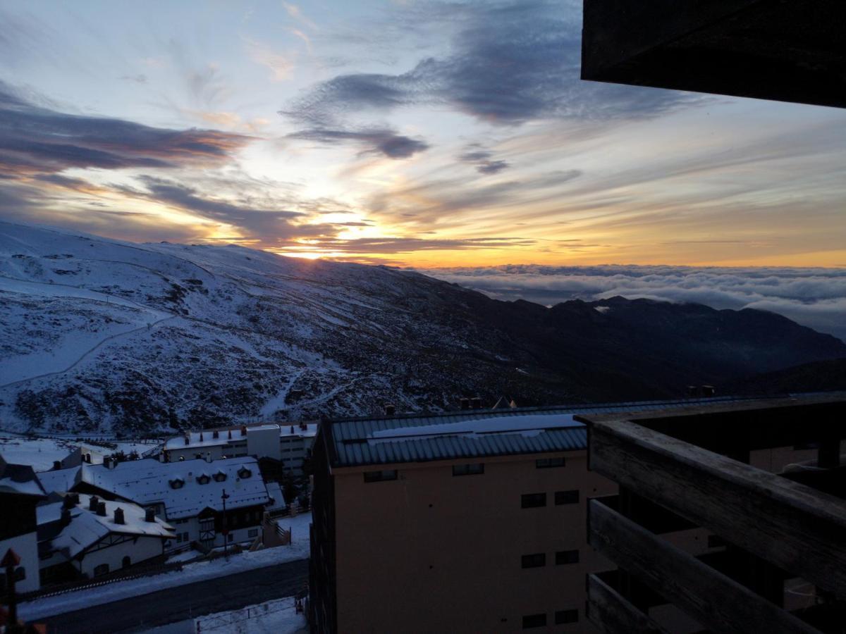 Estudio Con Vistas Sierra Nevada Luaran gambar